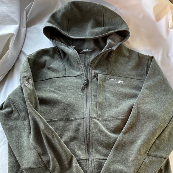 SITKA Gear Camp Hoody. Color Green Size Medium - Picture 1 of 7